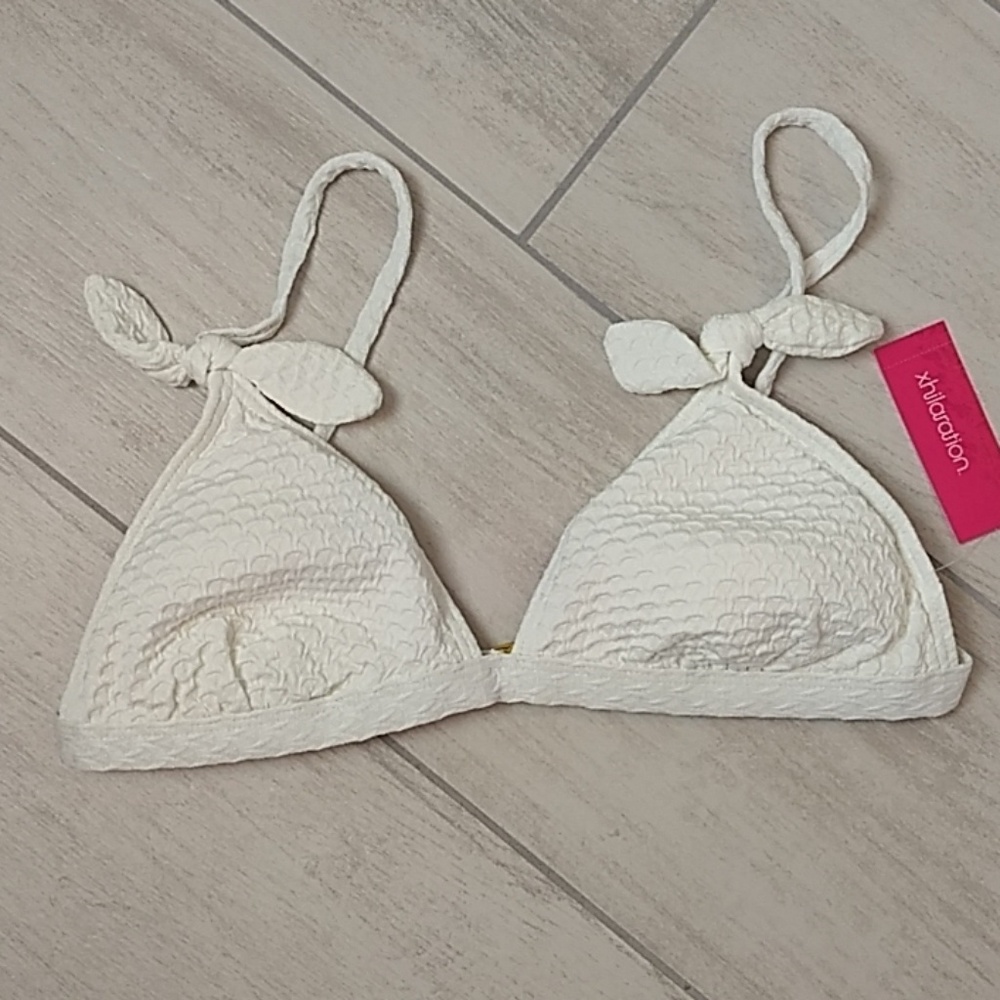 NWT White bikini top size L